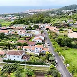 Casa de hóspedes Quinta De São José By Pontanegraazores