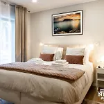 Quinta De Sao Jose By Pontanegraazores בית הארחה Angra do Heroísmo