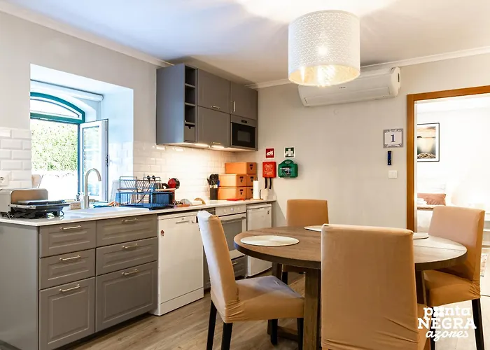 Pensjonat Quinta De Sao Jose By Pontanegraazores 3*